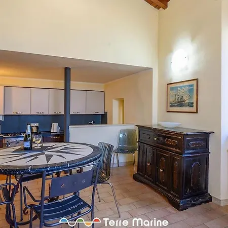 Vascello Di Marola, Terre Marine Apartment *