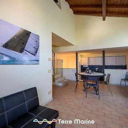 Vascello Di Marola, Terre Marine Apartment *