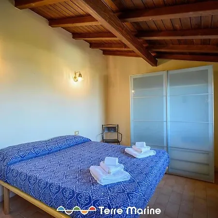 Vascello Di Marola, Terre Marine
